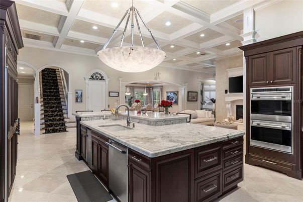 Interior, Kitchen, Living room, Pendant Lights, Recessed Lighting, Stainless Steel Appliances