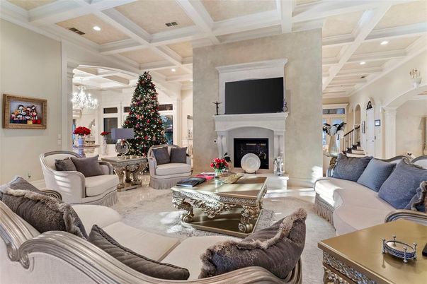 Chandelier, Fireplace, Interior, Living room, Recessed Lighting