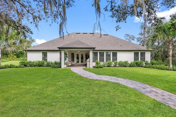Backyard, Exterior, Facade, Ranch