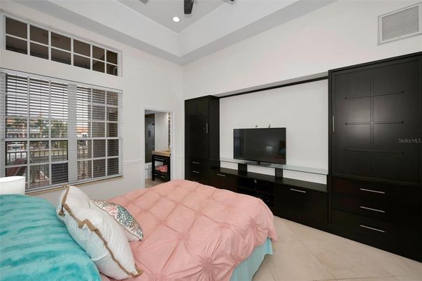 Bedroom, Interior, Recessed Lighting