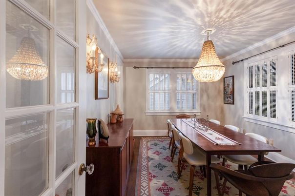 Chandelier, Dining room, Interior