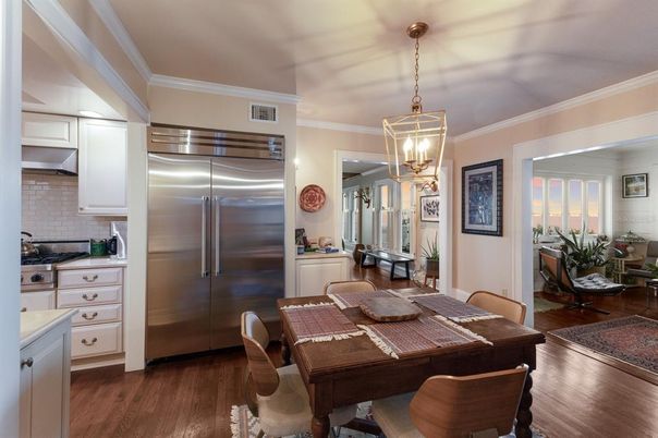 Dining room, Interior, Kitchen, Pendant Lights, Stainless Steel Appliances, Wood Texture Flooring
