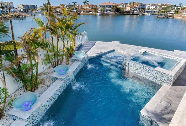 Exterior, Lake, Pool