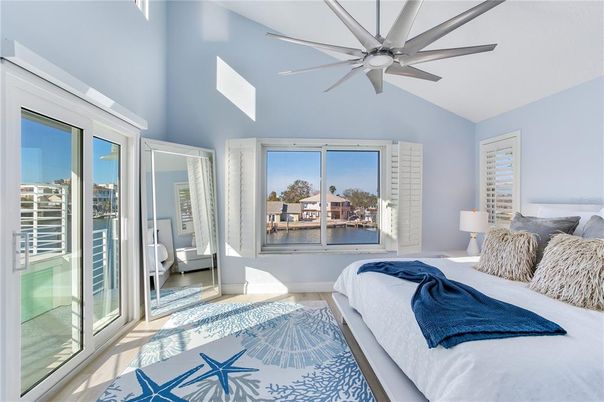 Bedroom, Interior, Water