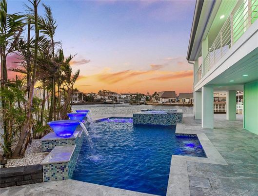 Exterior, Lake, Pool
