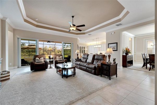 Dining room, Interior, Living room, Pendant Lights, Recessed Lighting