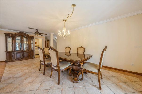 Chandelier, Dining room, Interior