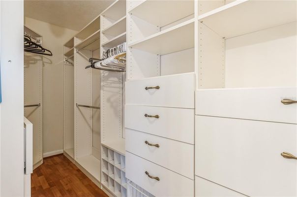 Interior, Walk-in Closets, Wood Texture Flooring