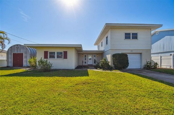 Attached, Backyard, Exterior, Facade, Split Level