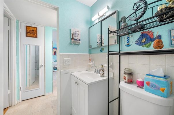 Bathroom, Interior