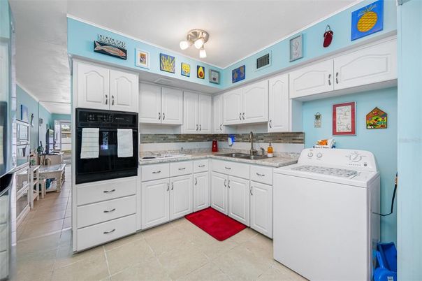 Interior, Kitchen, Washer