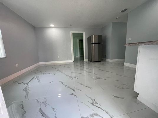Empty room, Interior, Marble, Recessed Lighting