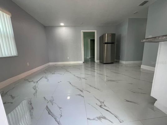 Empty room, Interior, Marble, Recessed Lighting