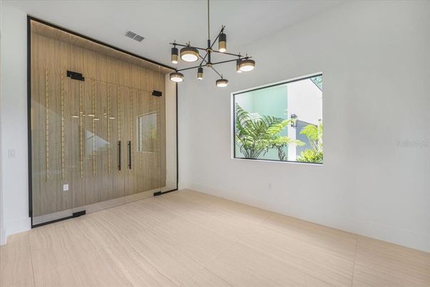 Empty room, Interior, Pendant Lights