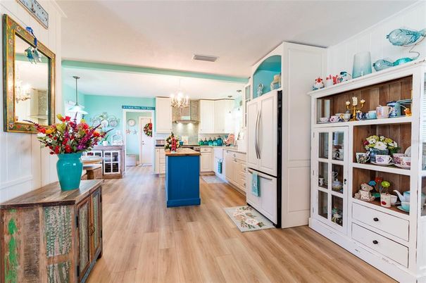 Chandelier, Interior, Kitchen, Pendant Lights, Wood Texture Flooring