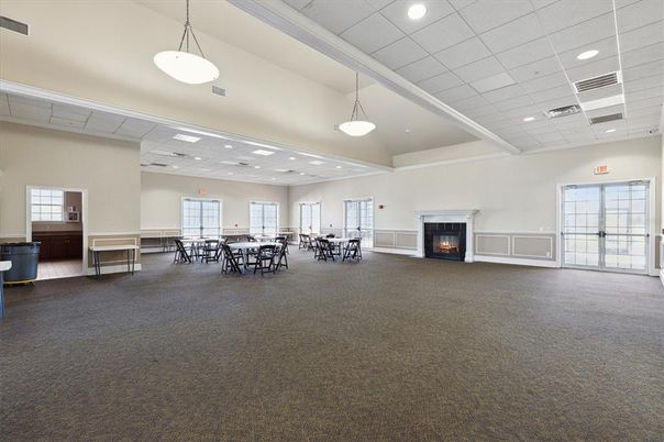Dining room, Fireplace, Interior, Pendant Lights, Recessed Lighting
