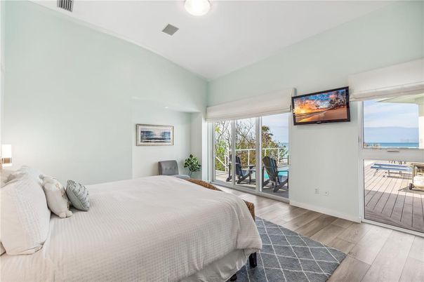 Bedroom, Interior, Water, Wood Texture Flooring