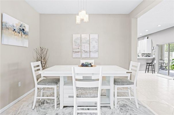 Dining room, Interior, Pendant Lights, Recessed Lighting