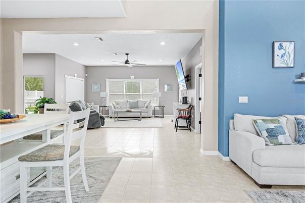 Dining room, Interior, Living room, Recessed Lighting
