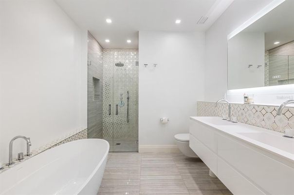 Bathroom, Dual Sink Vanities, Free Standing Baths, Glass Shower, Interior, Recessed Lighting