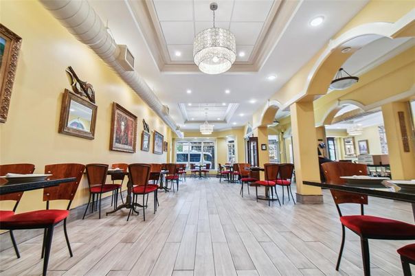 Chandelier, Dining room, Interior, Pendant Lights, Recessed Lighting, Wood Texture Flooring