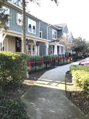 Exterior, Facade, Rowhouse