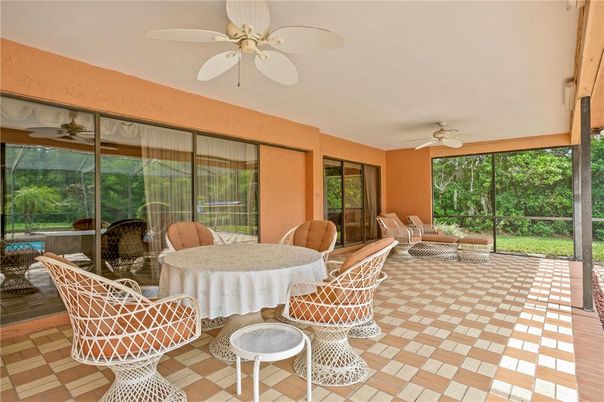 Dining room, Interior, Sun Room