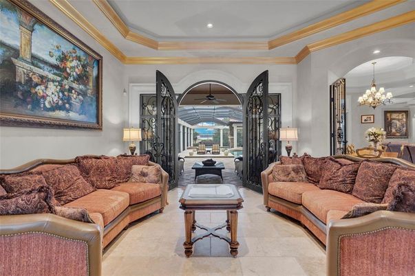 Chandelier, Dining room, Interior, Living room, Recessed Lighting