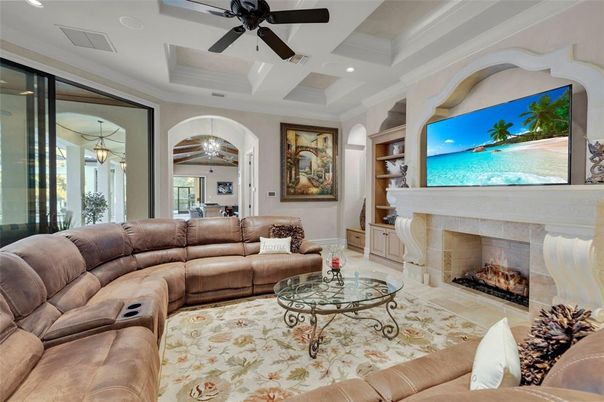 Chandelier, Fireplace, Interior, Living room, Pendant Lights, Recessed Lighting