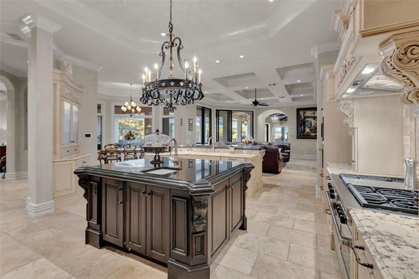 Chandelier, Dining room, Interior, Kitchen, Living room, Recessed Lighting