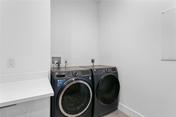 Interior, Washer