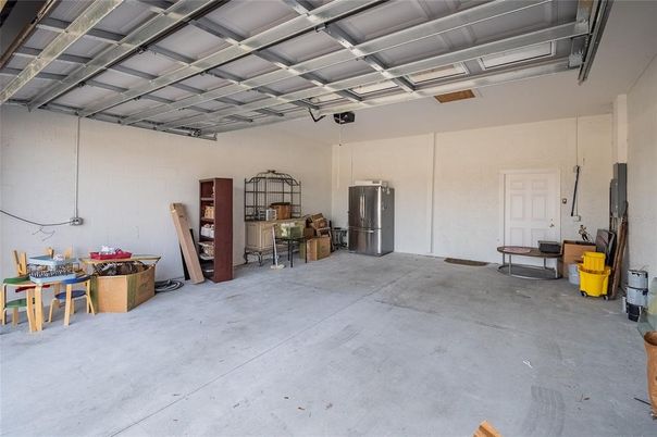 Garage, Interior