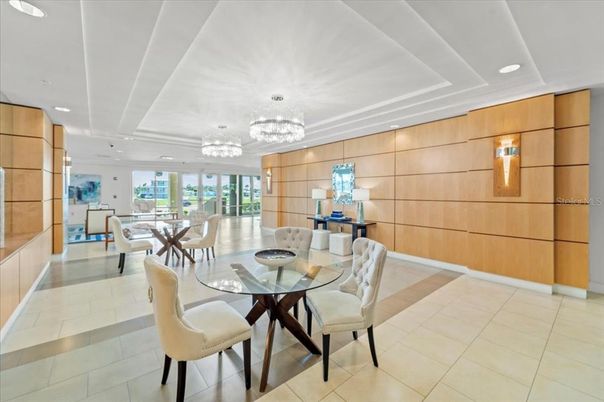 Chandelier, Dining room, Interior, Recessed Lighting, Wooden Walls