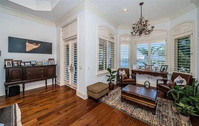 Chandelier, Interior, Living room, Recessed Lighting, Wood Texture Flooring