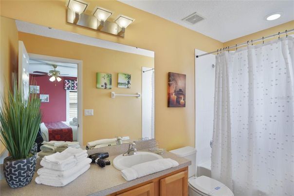 Bathroom, Interior, Recessed Lighting