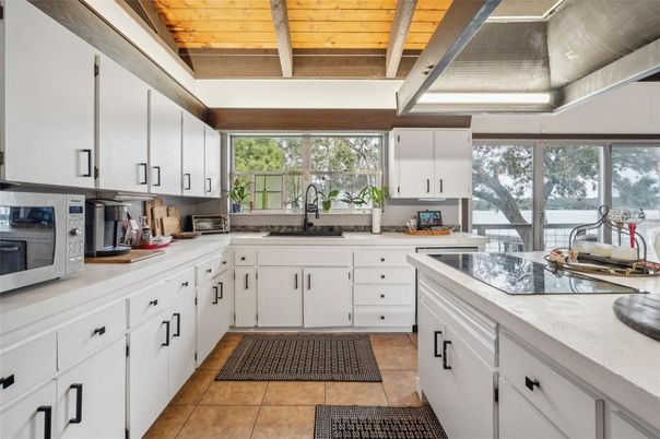Interior, Kitchen, Wooden Beams, Wooden Ceilings