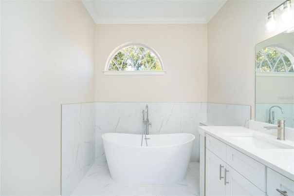 Bathroom, Dual Sink Vanities, Free Standing Baths, Interior, Marble, Marble Walls