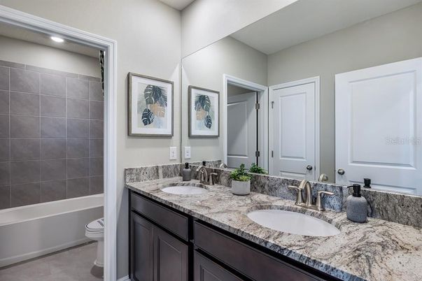 Bathroom, Dual Sink Vanities, Interior, Recessed Lighting
