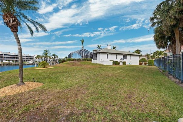 Backyard, Exterior, Water