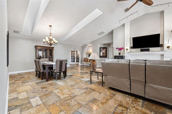 Chandelier, Dining room, Interior, Living room