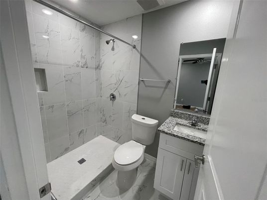 Bathroom, Interior, Marble, Marble Walls, Recessed Lighting