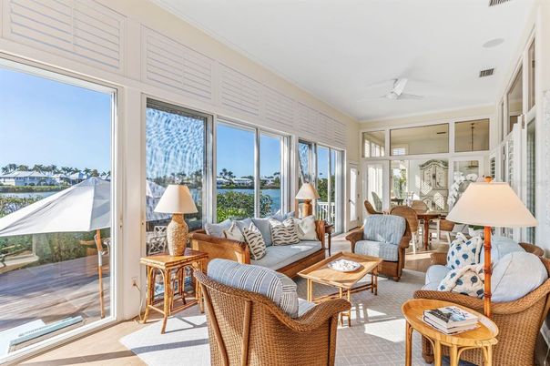 Dining room, Interior, Living room, Sun Room