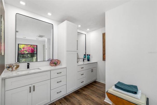 Bathroom, Interior, Recessed Lighting, Wood Texture Flooring