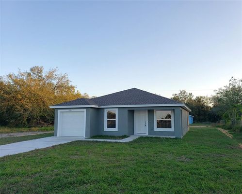 Attached, Backyard, Exterior, Facade, Ranch