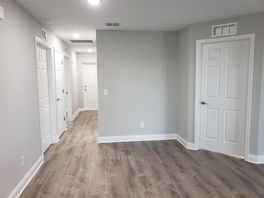 Empty room, Interior, Recessed Lighting, Wood Texture Flooring