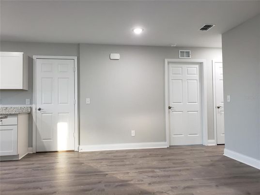 Empty room, Interior, Recessed Lighting, Wood Texture Flooring