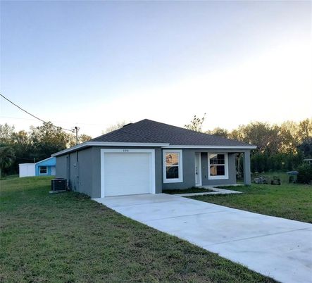 Attached, Backyard, Exterior, Facade, Ranch