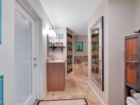 Bathroom, Interior, Recessed Lighting