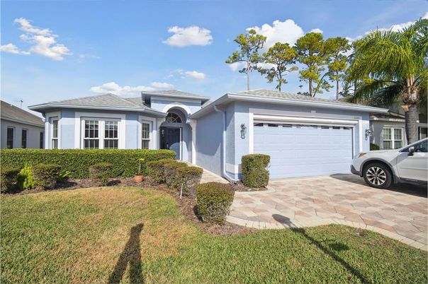 Attached, Exterior, Facade, Ranch