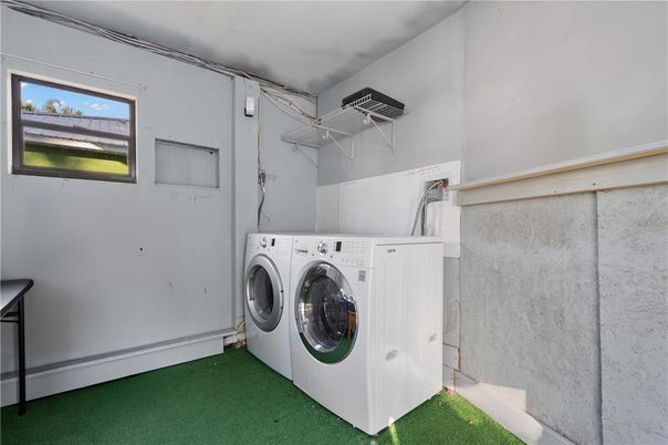 Interior, Washer